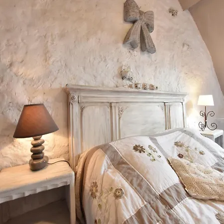 Charming In France For A Private Getaway Mézy-Moulins